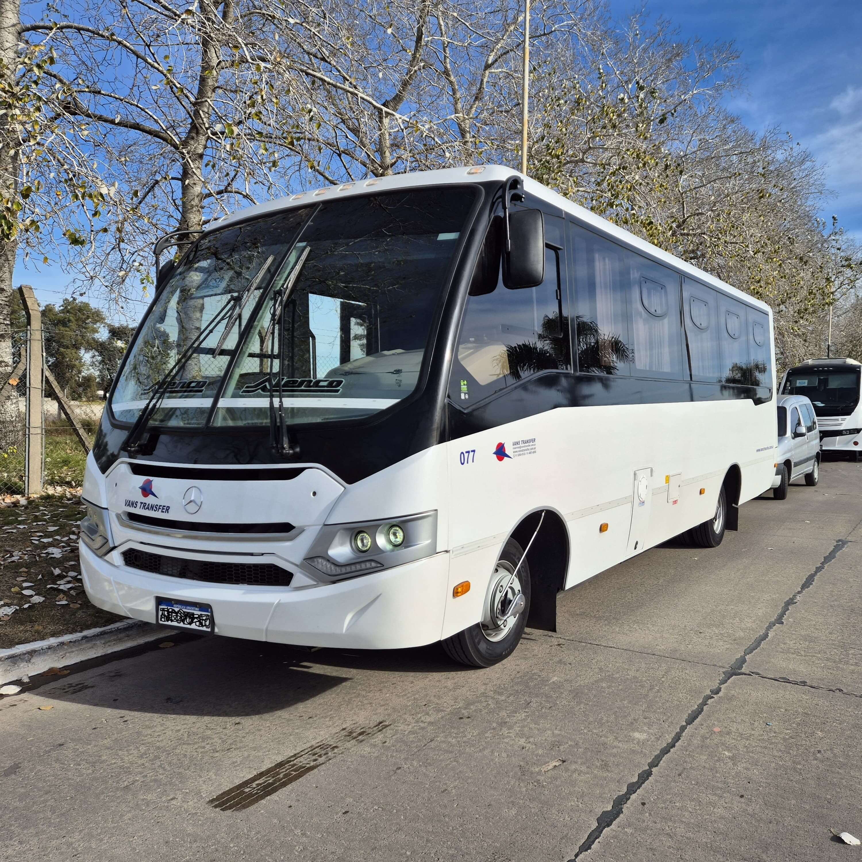 Bus